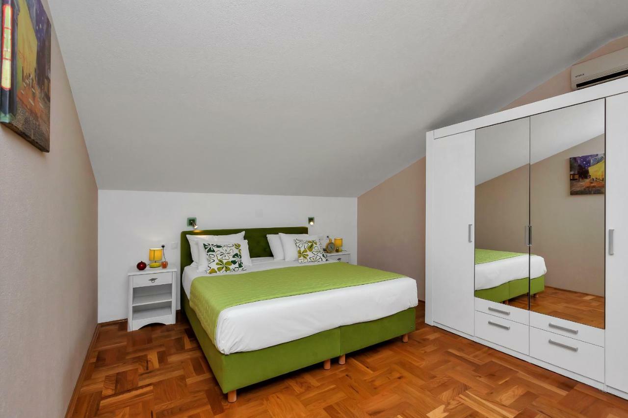 Villa Ana Podgora Exteriér fotografie